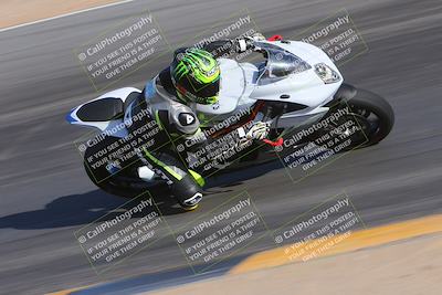 media/Dec-10-2023-SoCal Trackdays (Sun) [[0ce70f5433]]/Turn 10 Inside (140pm)/